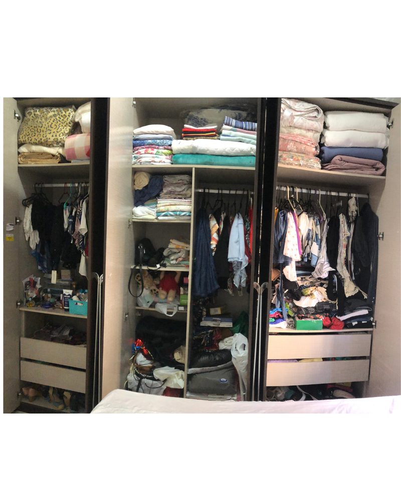 Antes — o guarda-roupa da aluna Andreia